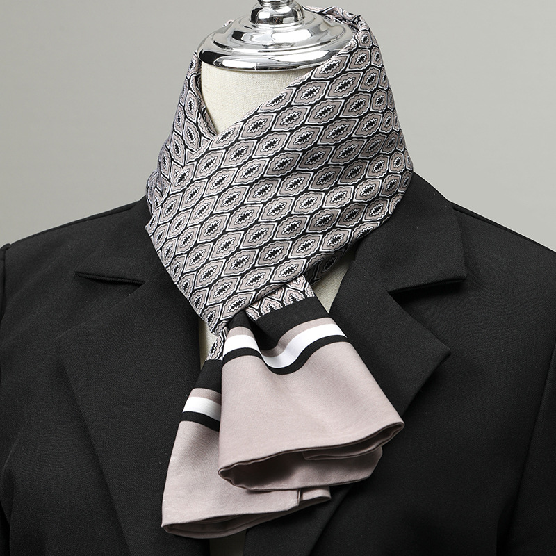 Lenço masculino imitação de se - Silk Scarf Square avaliação e preço