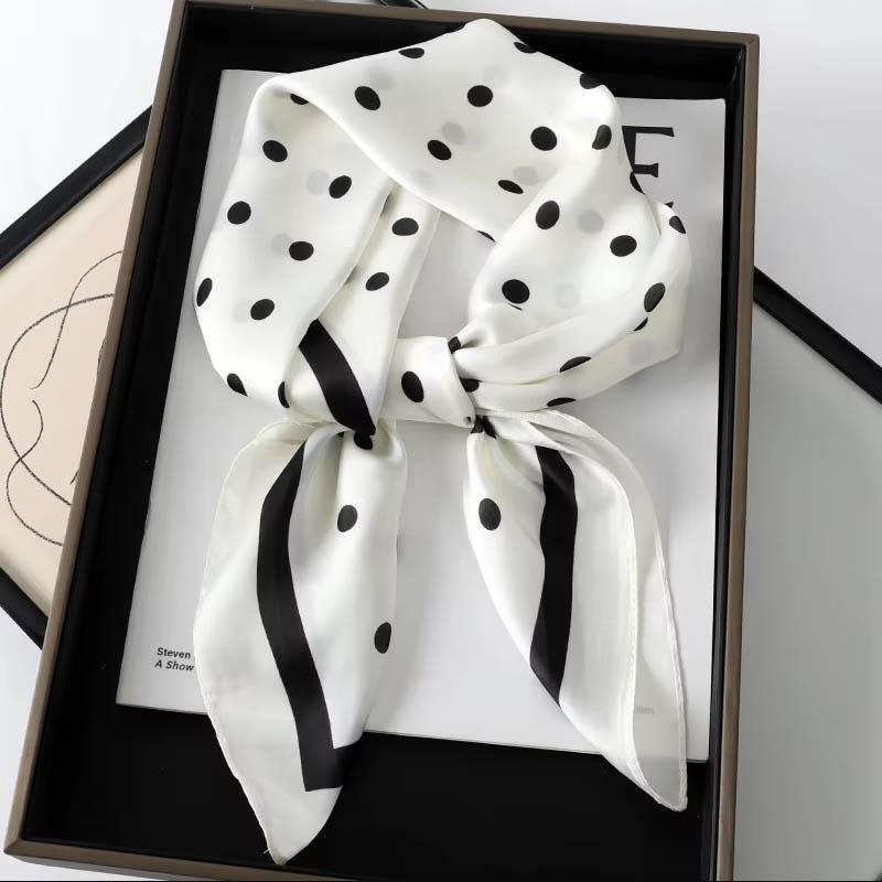 Senhora de luxo cabelo dot cac - Silk Scarf Square avaliação e preço